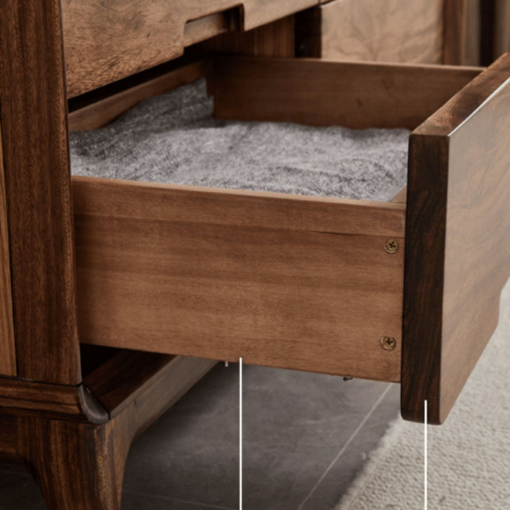Mid-Century Modern Chest with Drawers and Straight Legs in Solid Wood