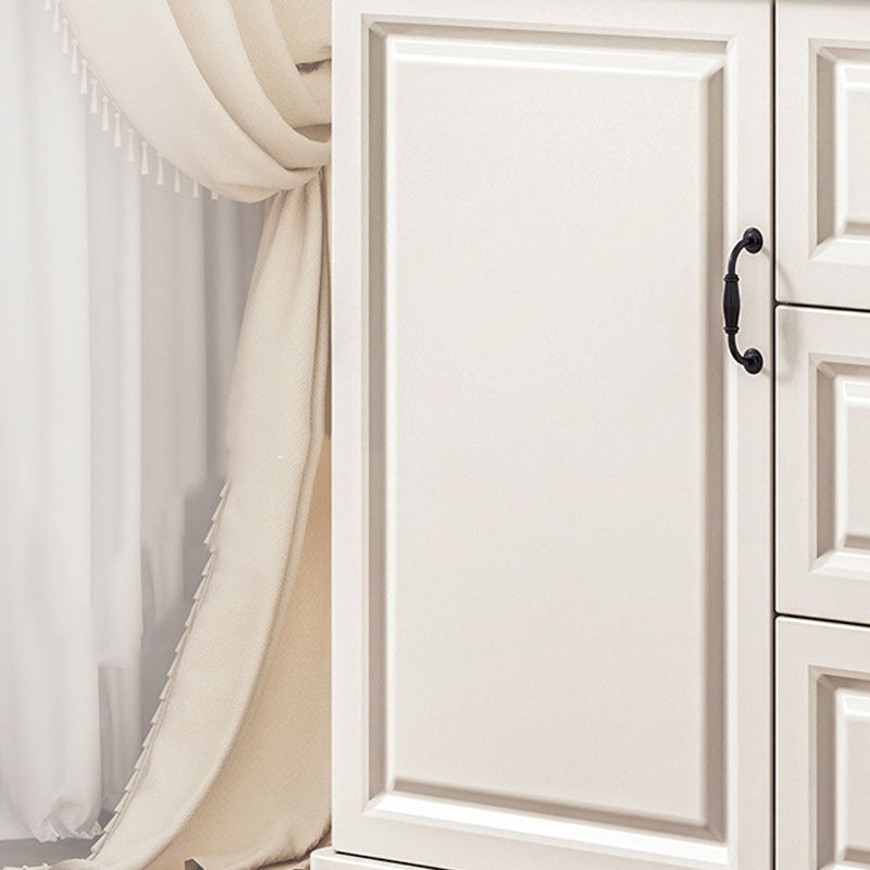 15.6-inch Width Modern Storage Chest Manufactured Wood Storage Chest Dresser