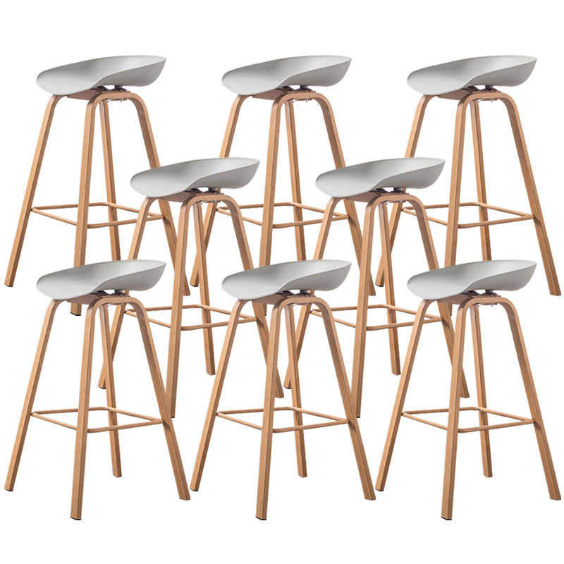 Industrial Armless Backrest Counter Stool Iron Bar Stool with Acrylic Seat for Cafe