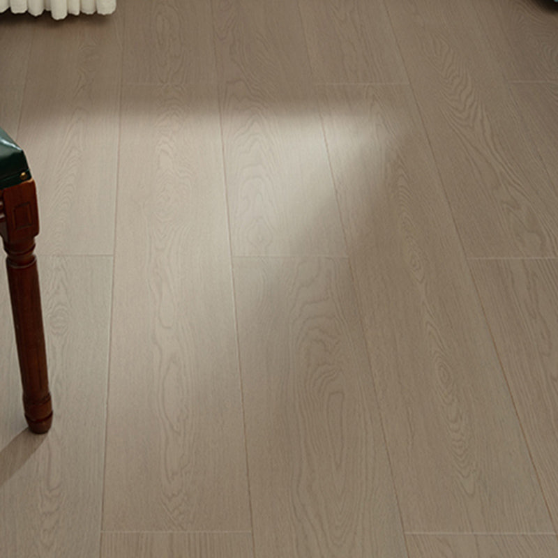 Traditional Laminate Floor Wood Click-Lock Mildew Resistant Laminate Plank Flooring