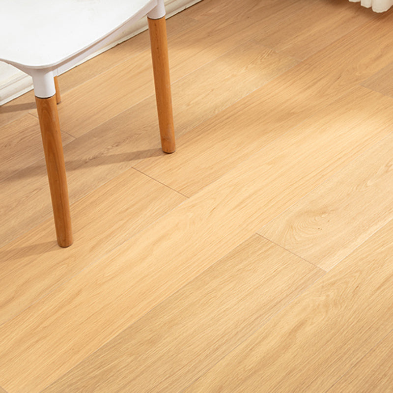 Traditional Laminate Floor Wood Click-Lock Mildew Resistant Laminate Plank Flooring