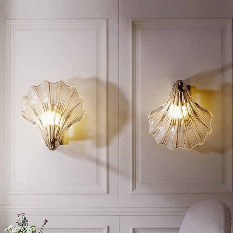 Glass Shell Shape Wall Light Modern Style 1 Light Wall Light Sconce in Gold