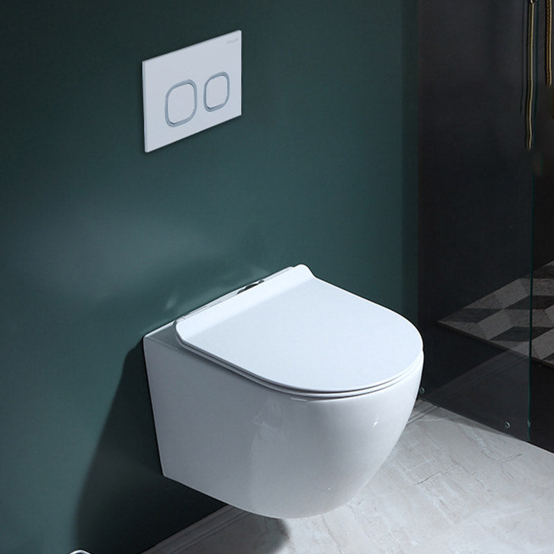 Modern Concealed Tank Toilet Skirted Ceramic Wall Hung Flush Toilet with Seat