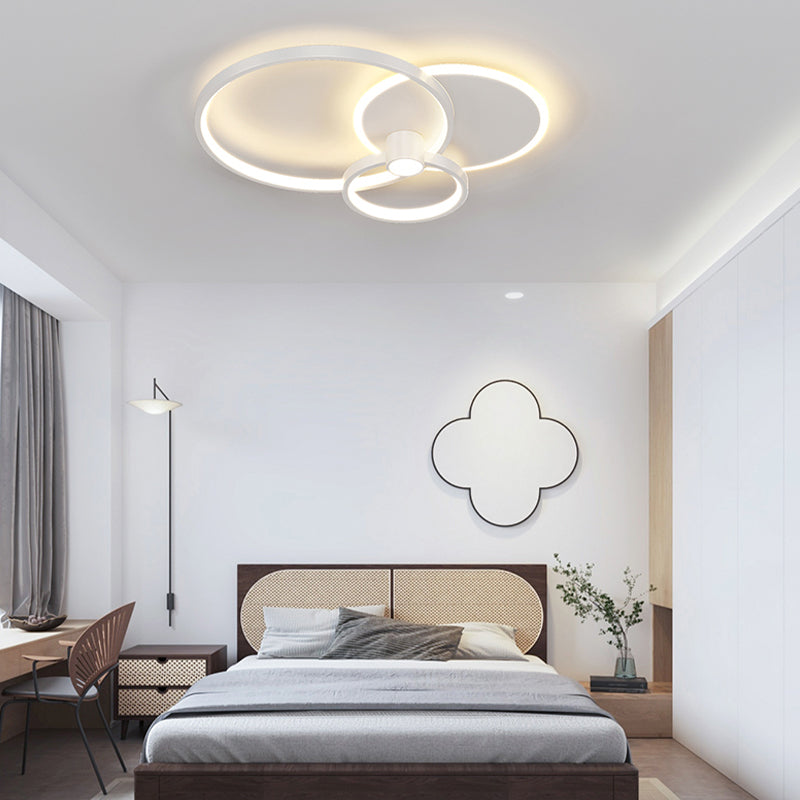 Geometric Shape Metal Flush Mount Light Modern Style 3 Lights Ceiling Mount Light in Black