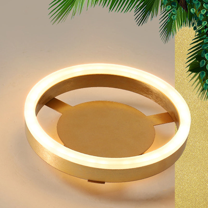 Metal Geometric Shape Flush Mount Light Modern-Style 1 Light Flush Ceiling Light in Gold