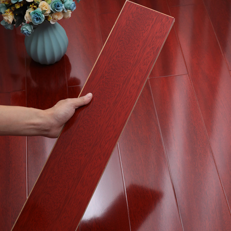 Traditional Laminate Flooring Wood Scratch Resistant Laminate Plank Flooring