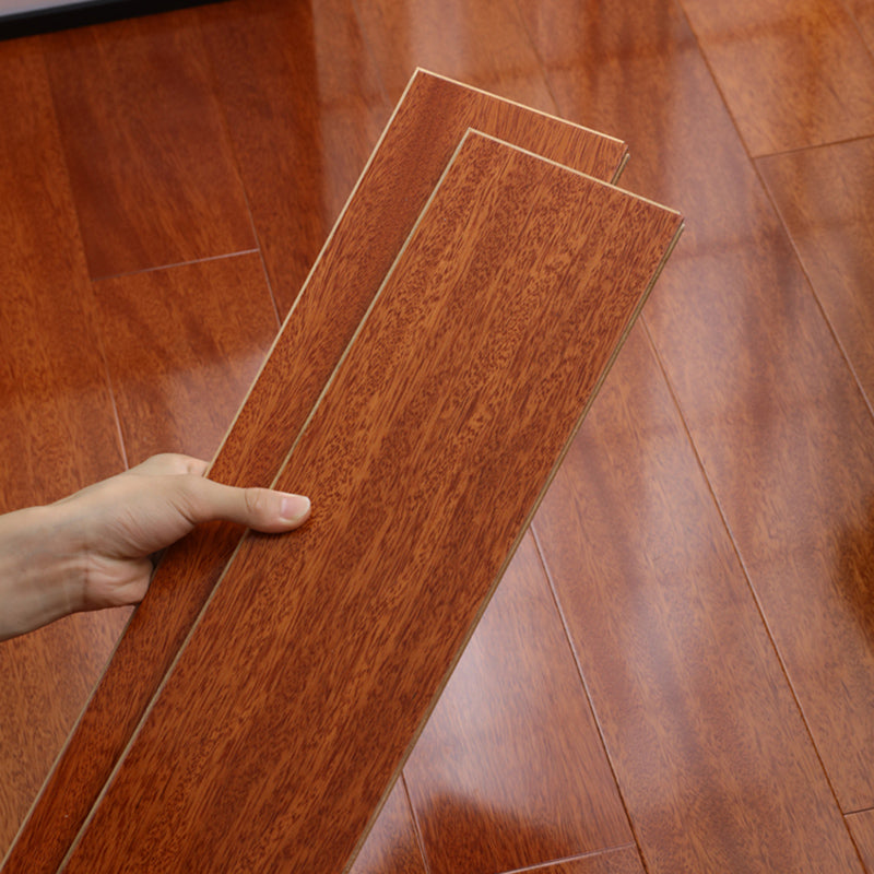 Traditional Laminate Flooring Wood Scratch Resistant Laminate Plank Flooring