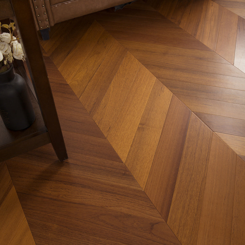 Traditional Laminate Flooring Wood Mildew Resistant Click Lock Laminate Floor