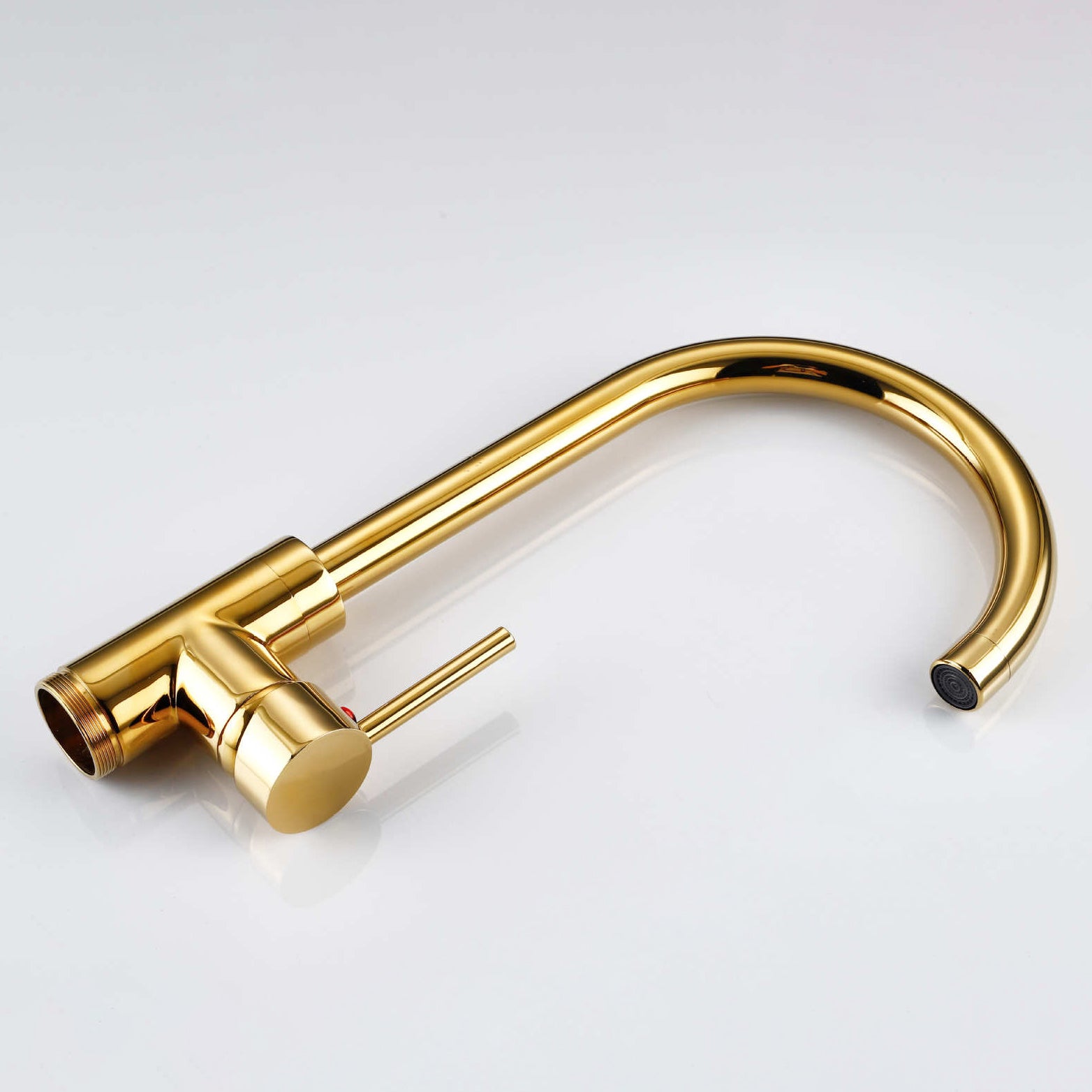 Traditional Floor Mounted Metal Freestanding Tub Filler Single Handle Freestanding Faucet