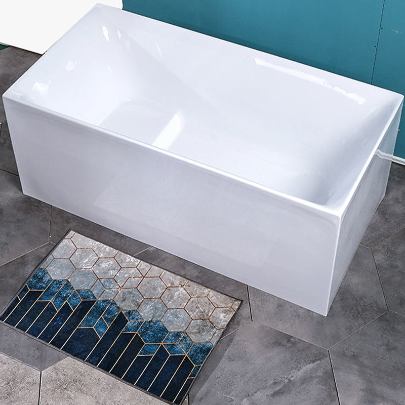 Soaking Freestanding Bath Tub Modern Style Acrylic Bathroom Bathtub