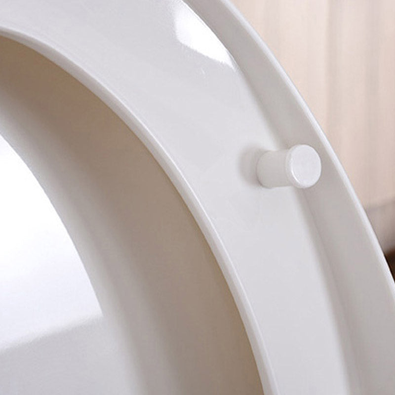 Modern Plastic Toilet Floor Mounted Toilet Bowl with Slow Close Seat for Washroom