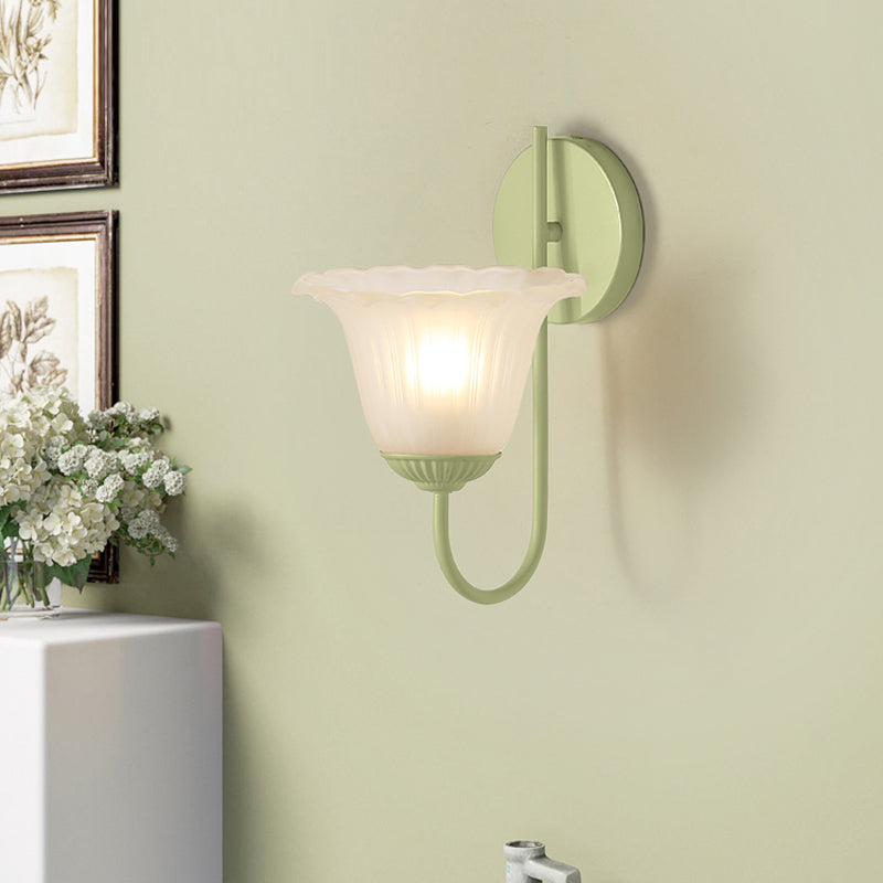 Modern Metal Wall Sconce Flower Shape Wall Light with Glass Shade for Living Room