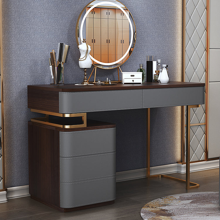 Glam 5-drawer Wooden Vanity Table 17.72" H Dressing Table with Gold Base