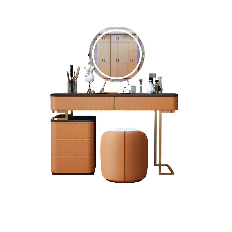 Glam 5-drawer Wooden Vanity Table 17.72" H Dressing Table with Gold Base