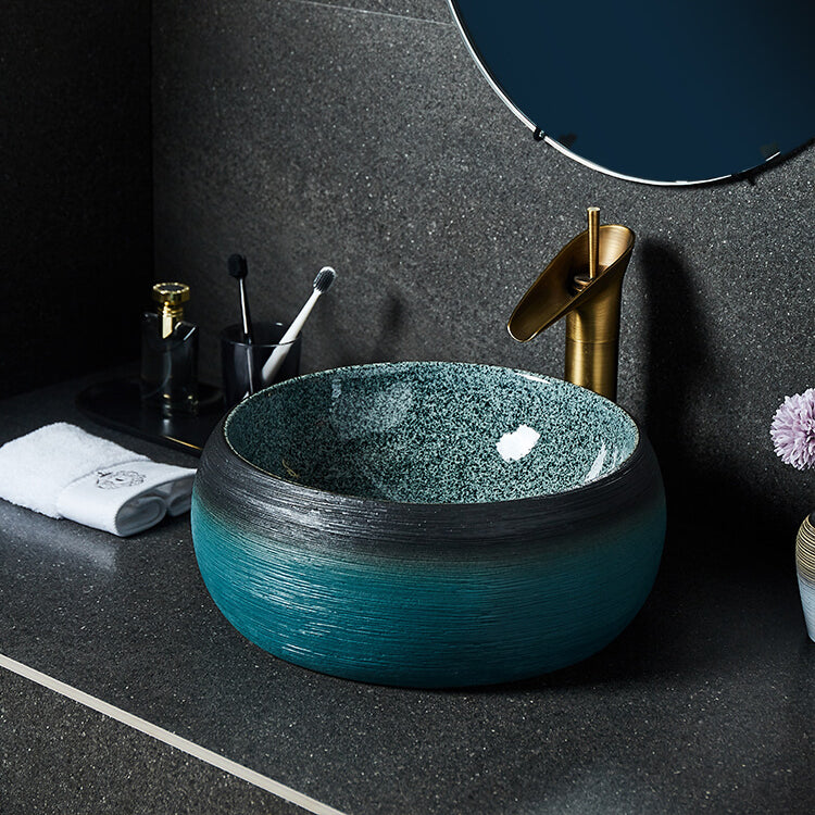 Traditional Vessel Sink Vitreous China Oval with Pop-Up Drain Bathroom Sink
