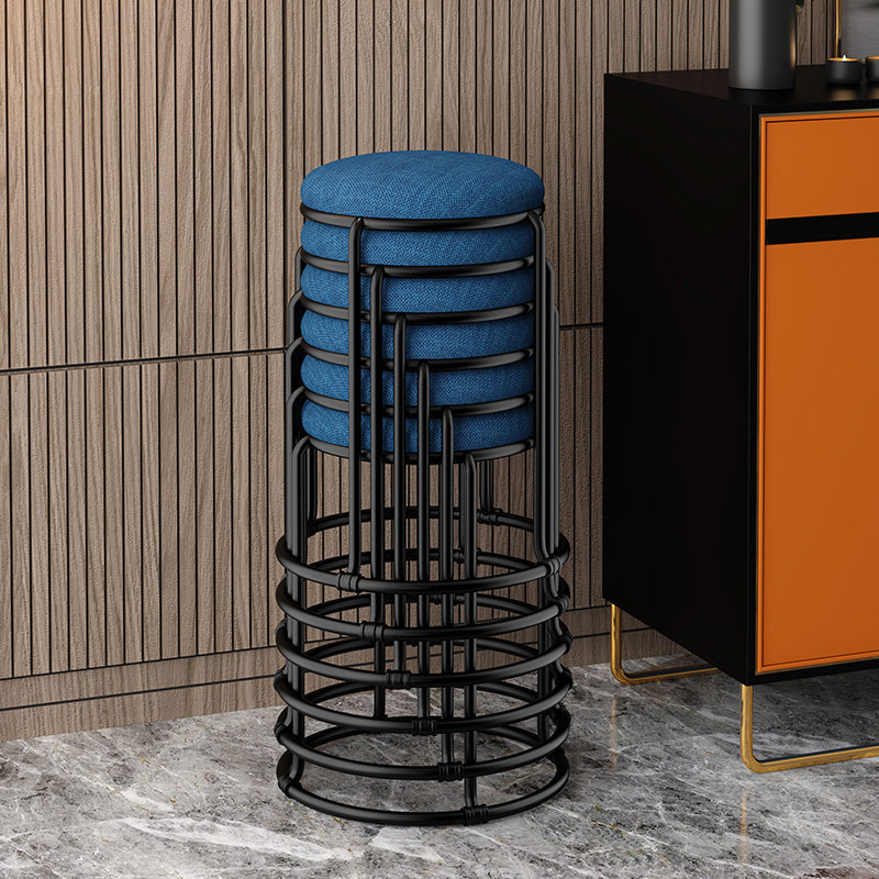 Black Modern Standard Water Resistant Round Standard for Home Decor