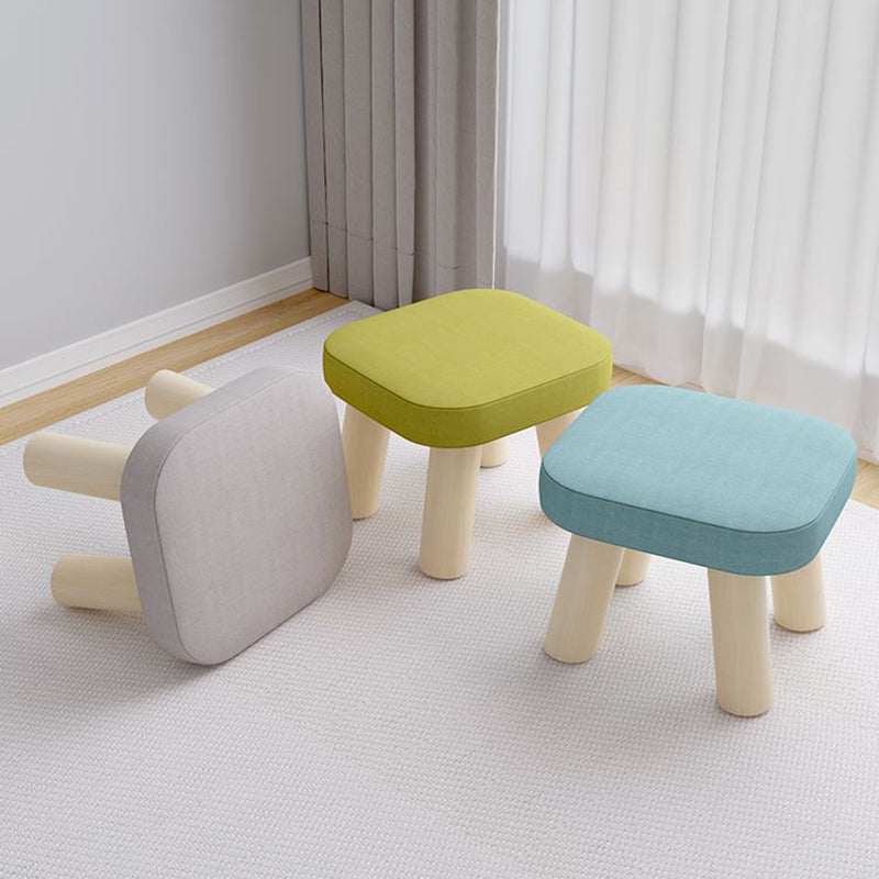 Modern Wooden Standard Trea Resistant Solid Color Indoor Standard