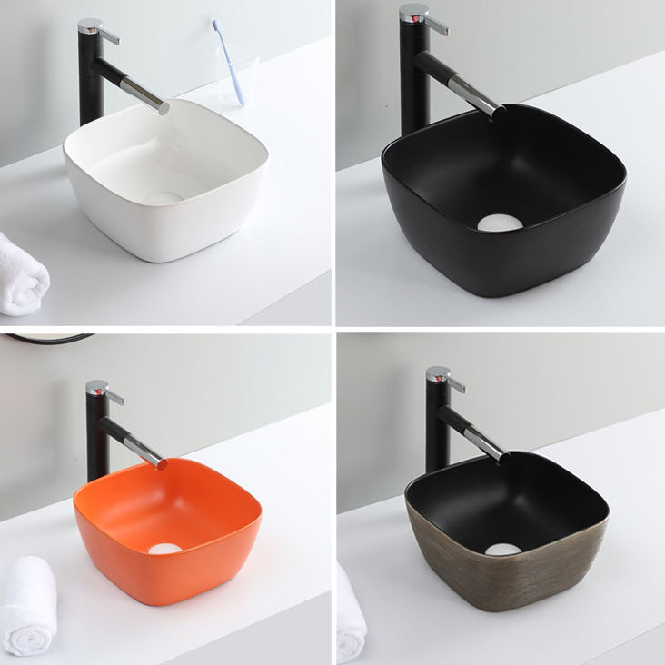 Classic Style Bathroom Sink Stainless Steel Bathroom Sink with Drain Strainer Kit