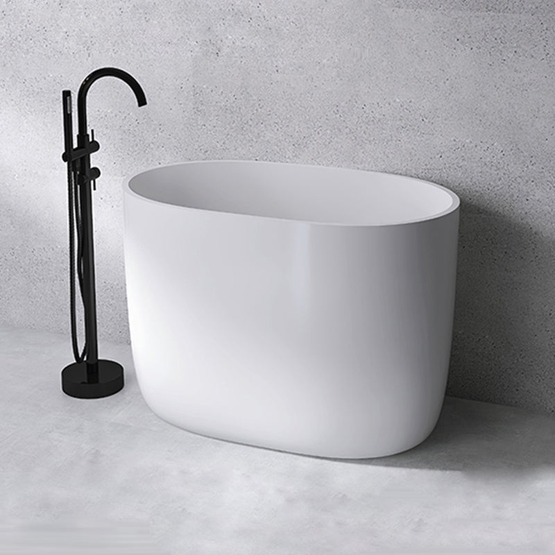 Modern Style Freestanding Bath Tub Acrylic Oval Bathtub in White