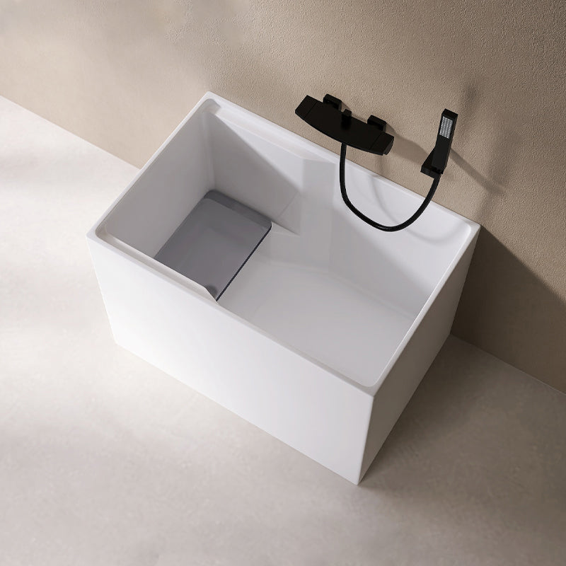 Modern Style Acrylic Soaking Bathtub Rectangle Back to Wall Bathtub