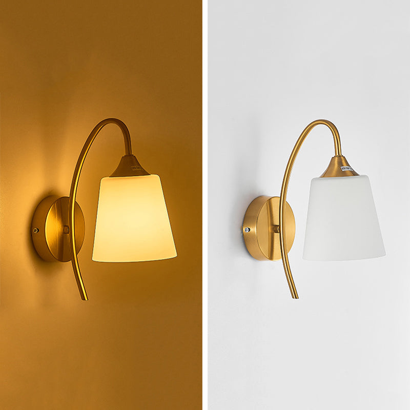Modernist Wall Sconce Metal Sconce Lighting in Gold for Bedroom