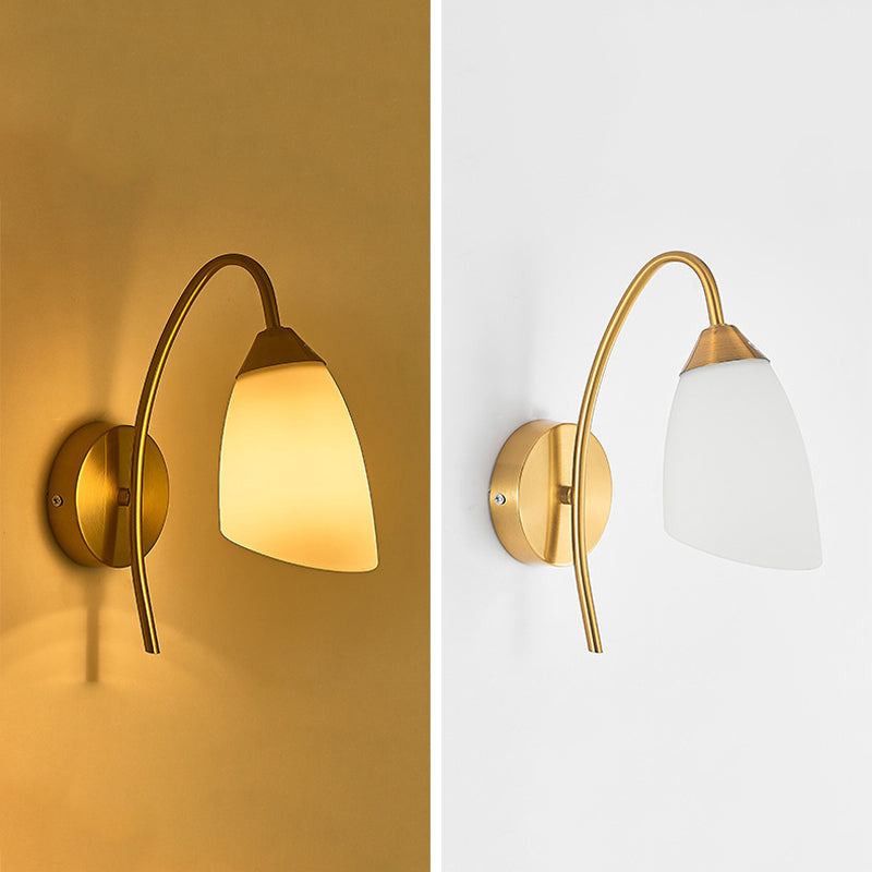 Modernist Wall Sconce Metal Sconce Lighting in Gold for Bedroom