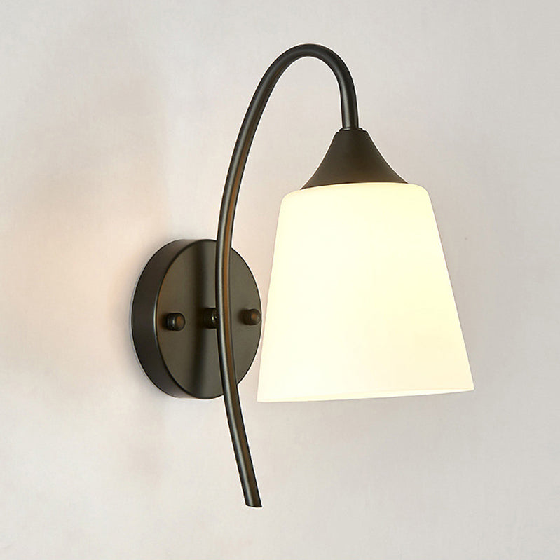 Modernist Wall Sconce Black Metal 1 Light Sconce Lighting for Bedroom