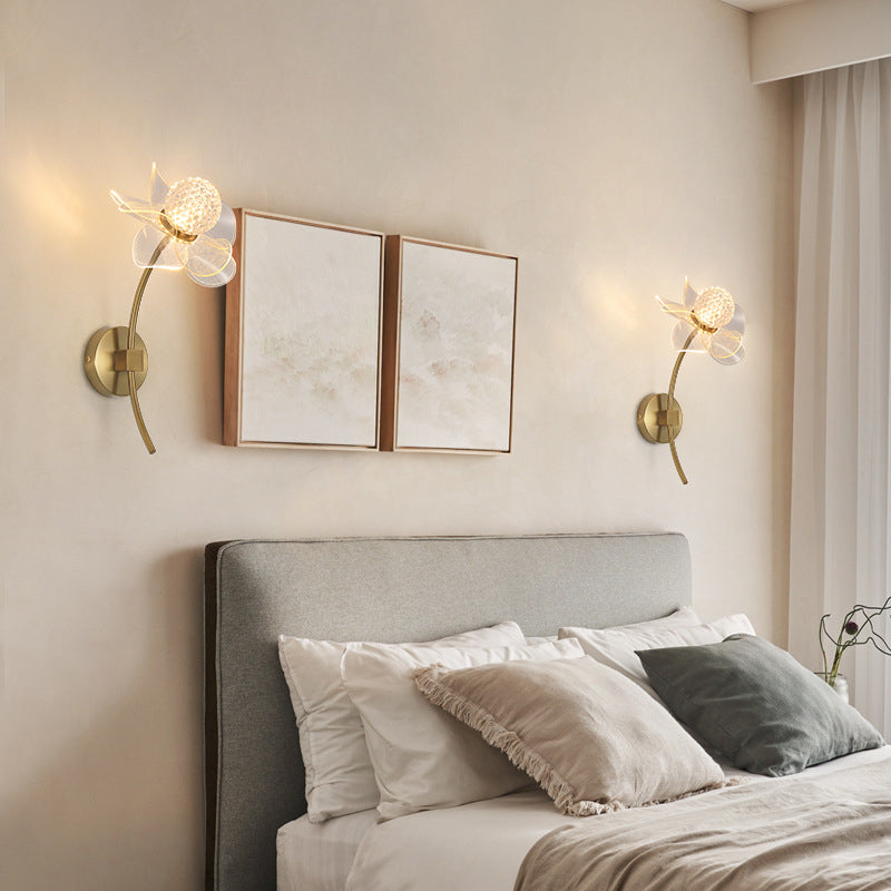 Modern Wall Sconce Flower Wall Light Fixture with Acrylic and Metal for Bedroom