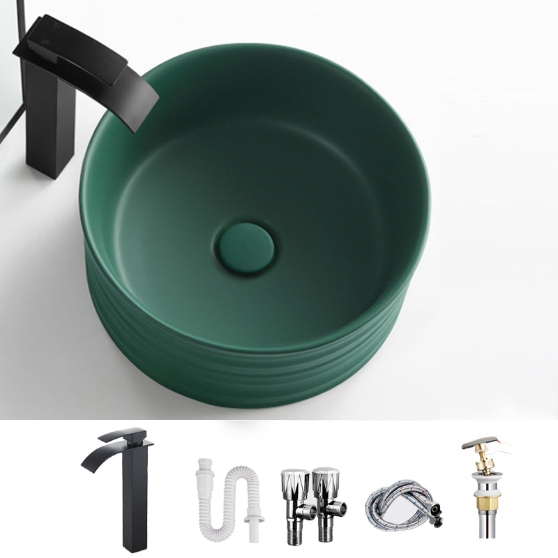 Modern Vessel Bathroom Sink Circular Porcelain with Pop-Up Drain Vessel Sink