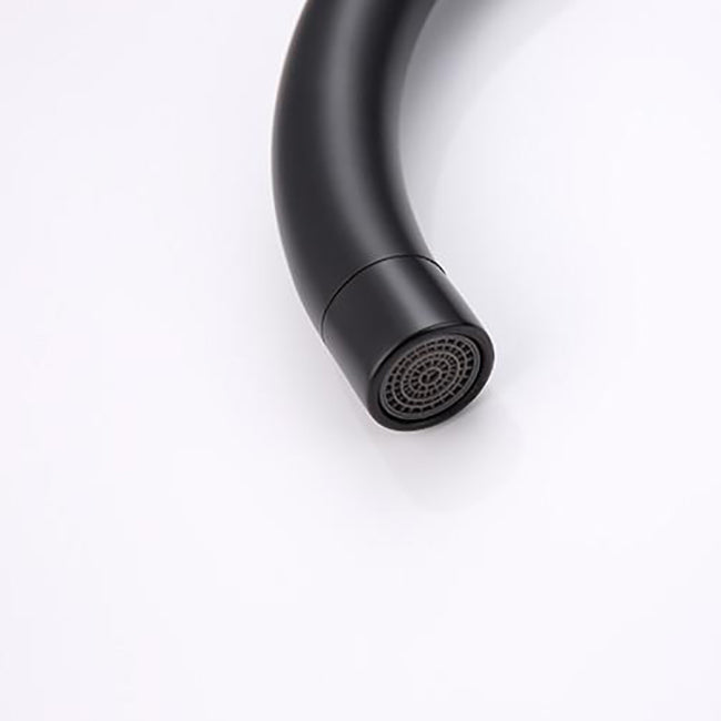 Modern Floor Mounted High Arc Freestanding Tub Filler Metal Freestanding Tub Filler Trim