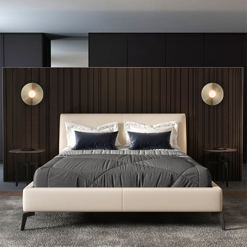 Modern Style Wall Lamp Metallic Wall Light Sconce for Bedroom