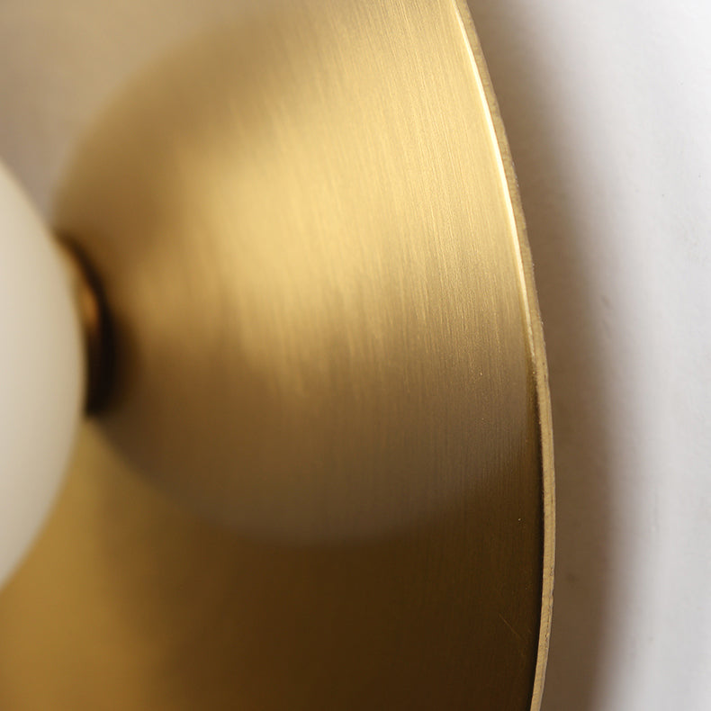 Modern Style Wall Lamp Metallic Wall Light Sconce for Bedroom