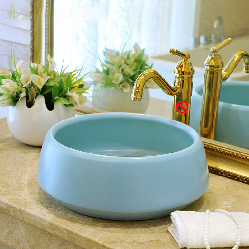 Traditional Bathroom Sink Porcelain Round Vessel Sink with Pop-Up Drain