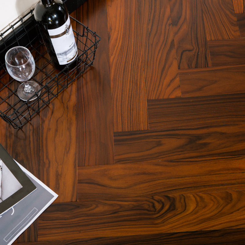 Retro Wooden Laminate Flooring Fade Resistant Click Lock Laminate Floor