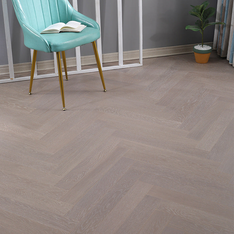 Retro Wooden Laminate Flooring Fade Resistant Click Lock Laminate Floor