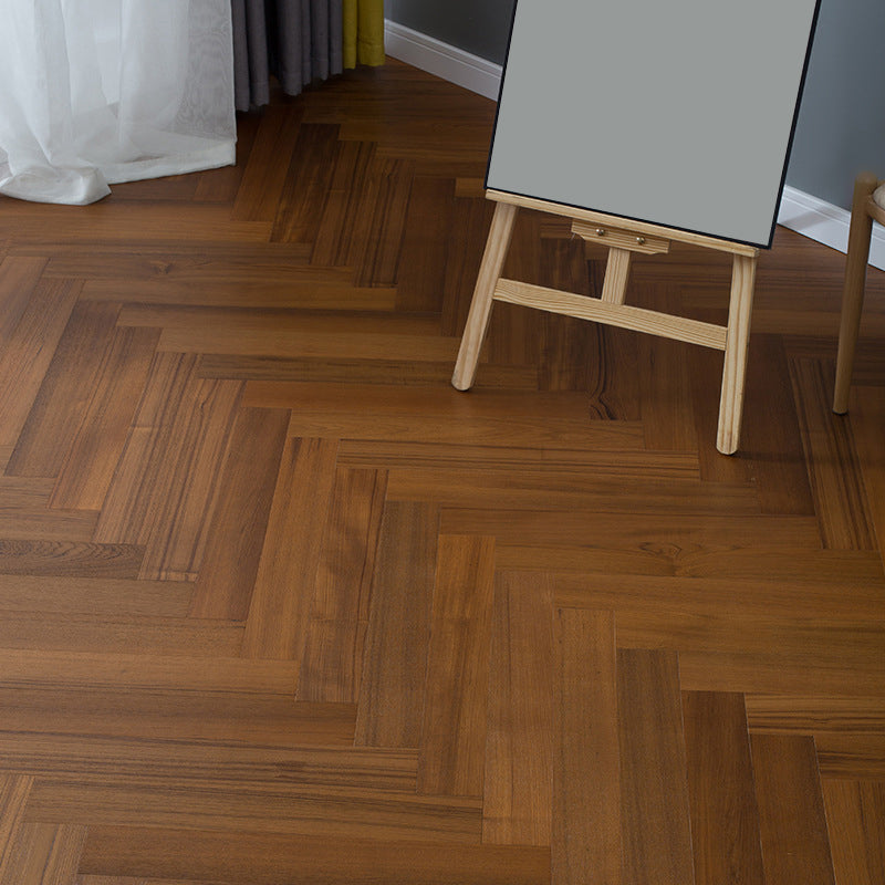 Retro Wooden Laminate Flooring Fade Resistant Click Lock Laminate Floor