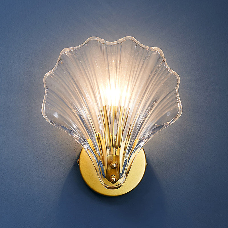 Shell Shape Glass Wall Mount Light Modern Style 1-Light Wall Light Sconce in Gold