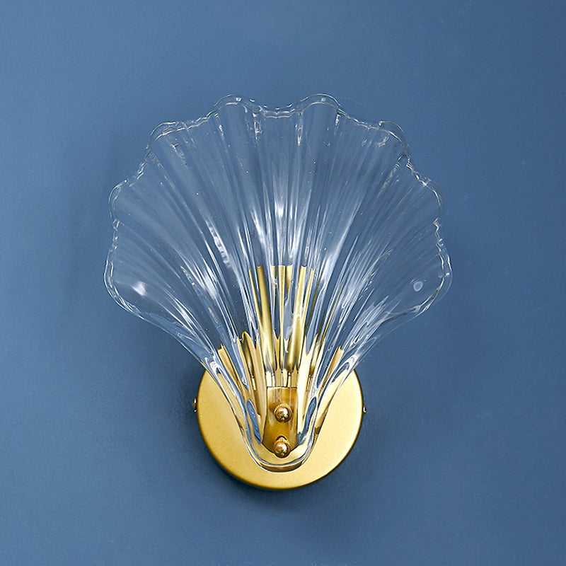 Shell Shape Glass Wall Mount Light Modern Style 1-Light Wall Light Sconce in Gold