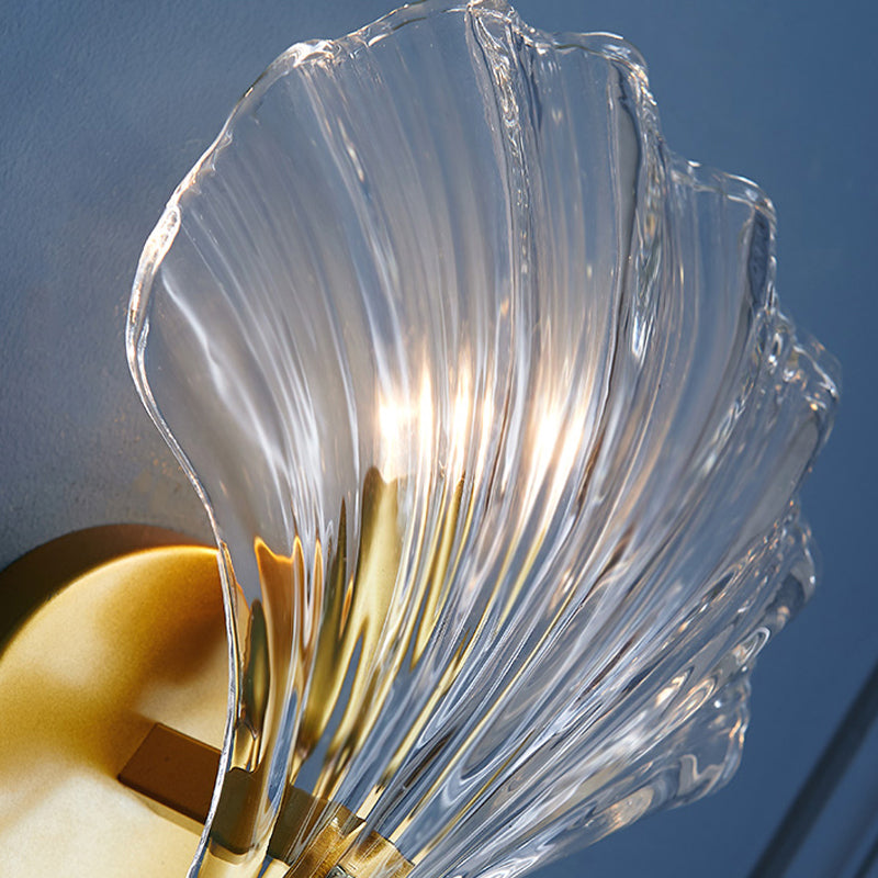 Shell Shape Glass Wall Mount Light Modern Style 1-Light Wall Light Sconce in Gold