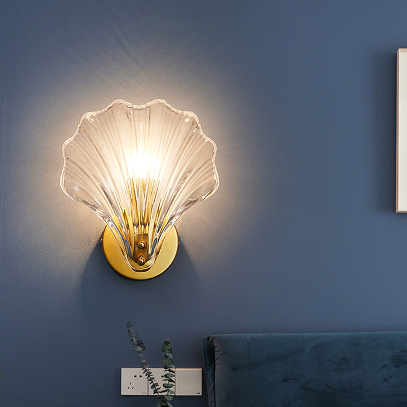 Shell Shape Glass Wall Mount Light Modern Style 1-Light Wall Light Sconce in Gold