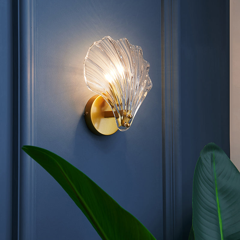 Shell Shape Glass Wall Mount Light Modern Style 1-Light Wall Light Sconce in Gold