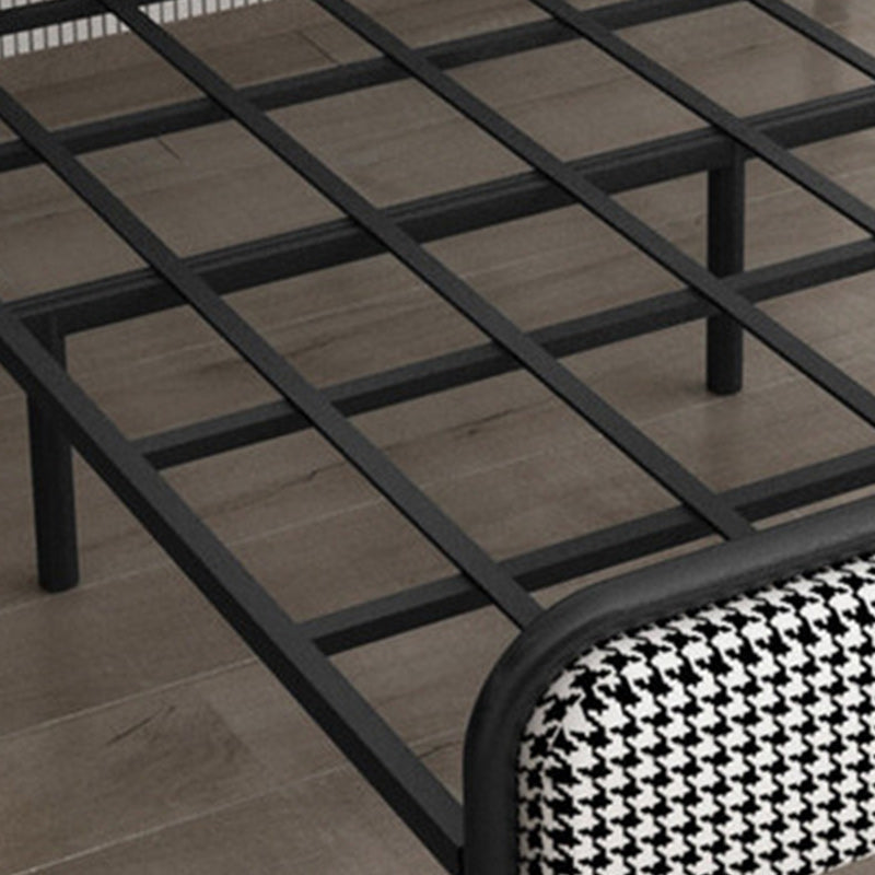 Glam Platform Bed Iron Frame Standard Bed with Rectangular Headboard