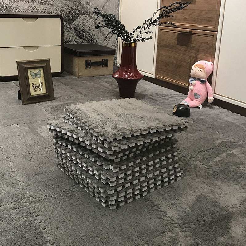 Fade Resistant Carpet Tile Solid Color Interlocking Carpet Floor Tile