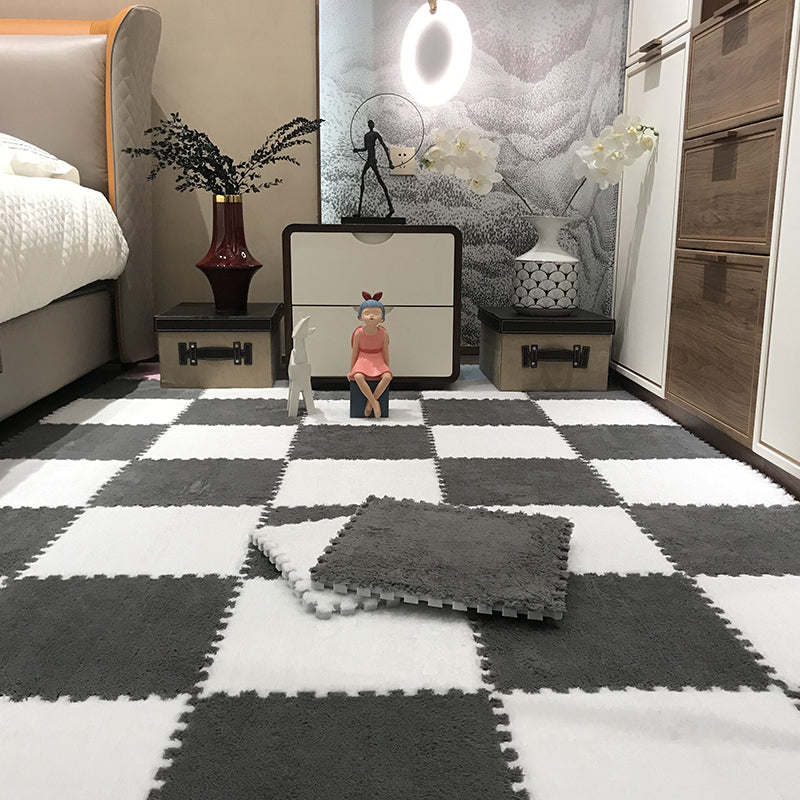 Fade Resistant Carpet Tile Solid Color Interlocking Carpet Floor Tile