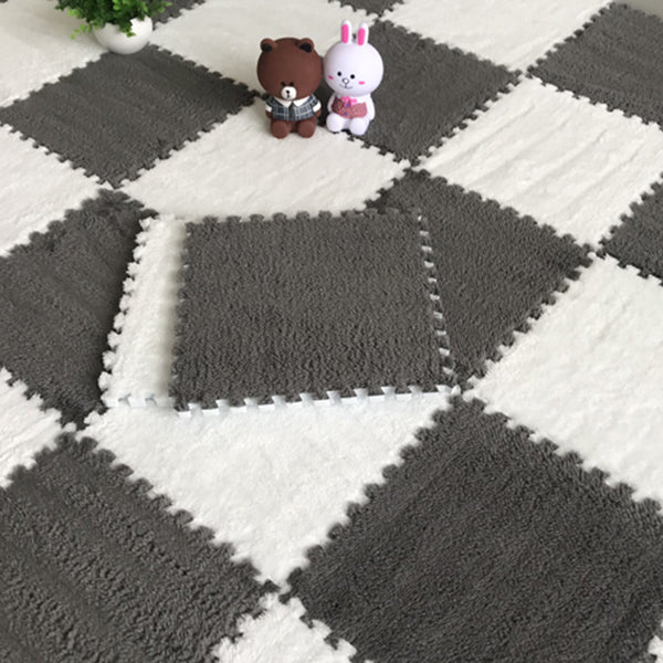 Fade Resistant Carpet Tile Solid Color Interlocking Carpet Floor Tile