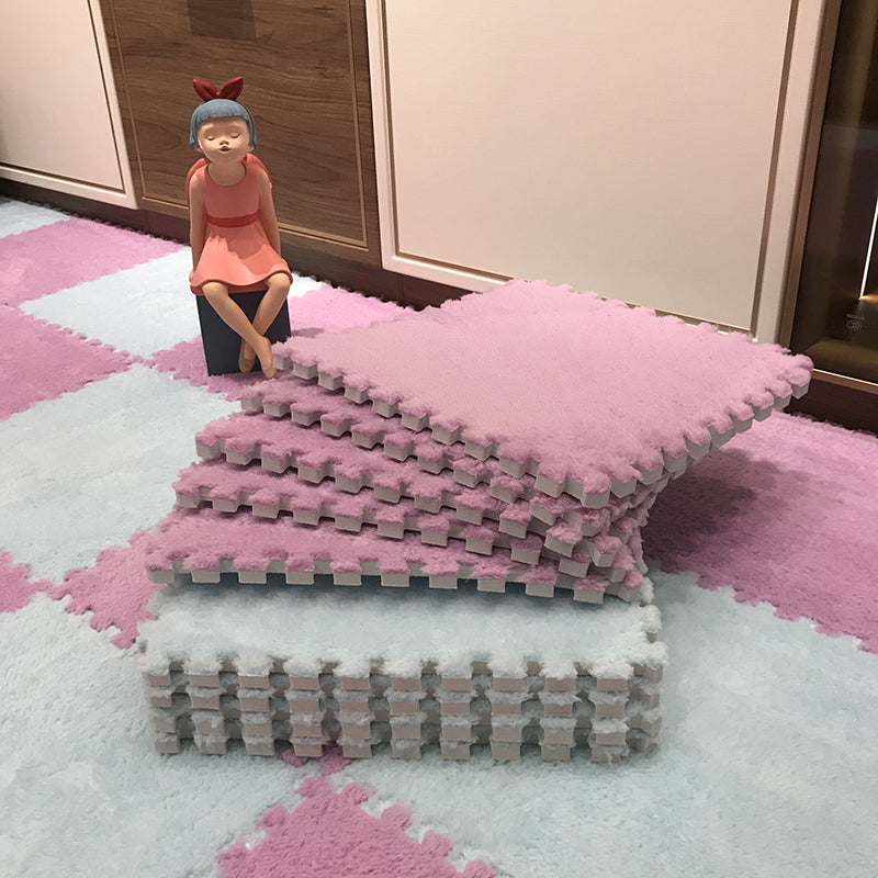 Fade Resistant Carpet Tile Solid Color Interlocking Carpet Floor Tile