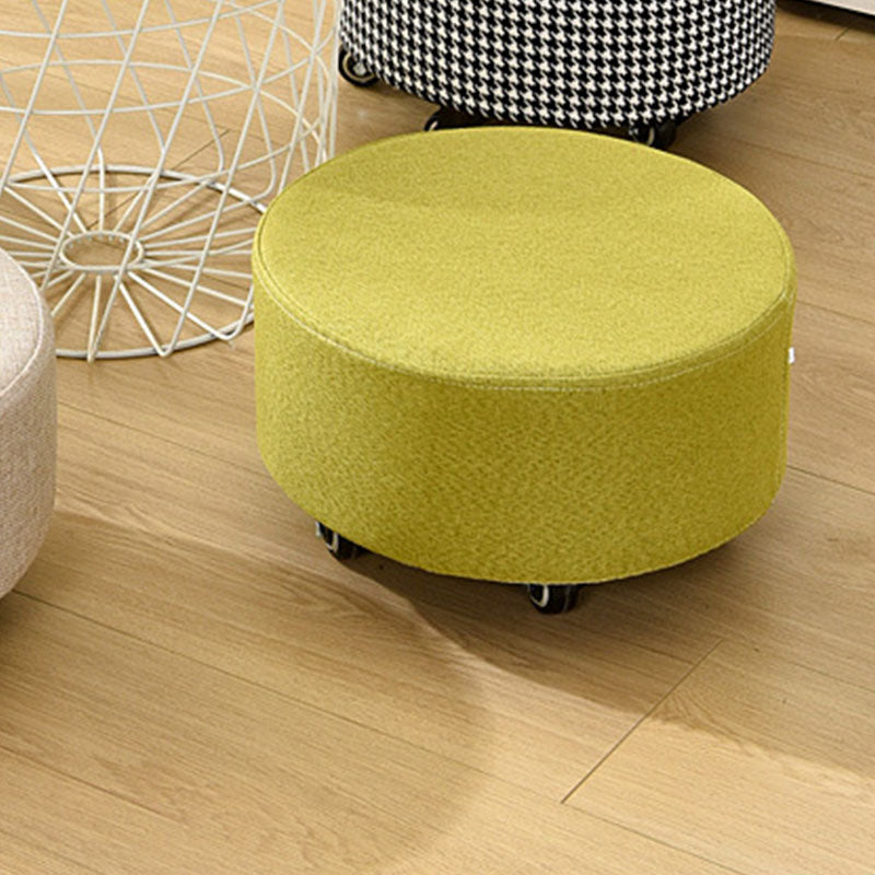 Cotton Blend Ottoman Houndstooth Pattern Fade Resistant Round Ottoman with Wheels