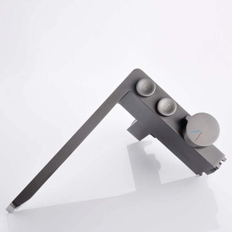 Modern Floor Mounted Metal Freestanding Tub Filler One Handle Freestanding Bathtub Faucet