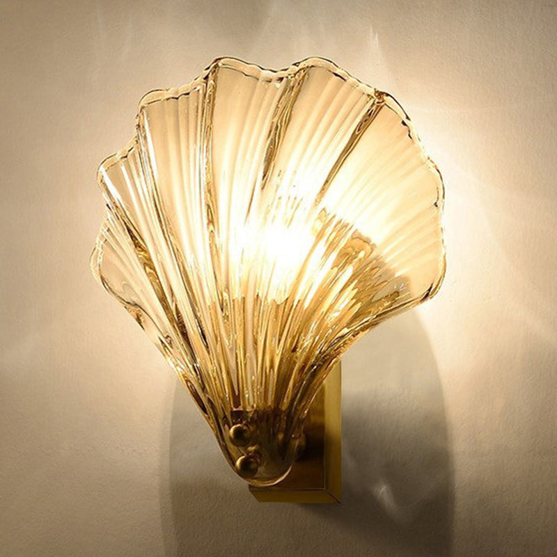 1-Light Shell-shaped Wall Mount Light Contemporary Copper Wall Lamp with Glass Shade