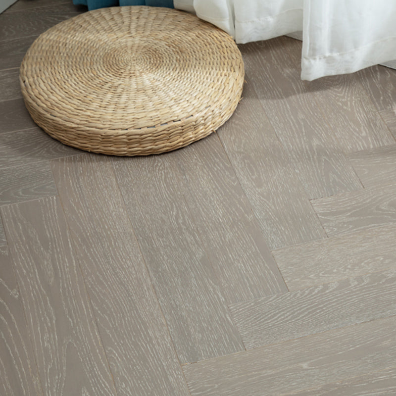 Modern Laminate Floor Wood Click-Lock Slip Resistant Laminate Flooring